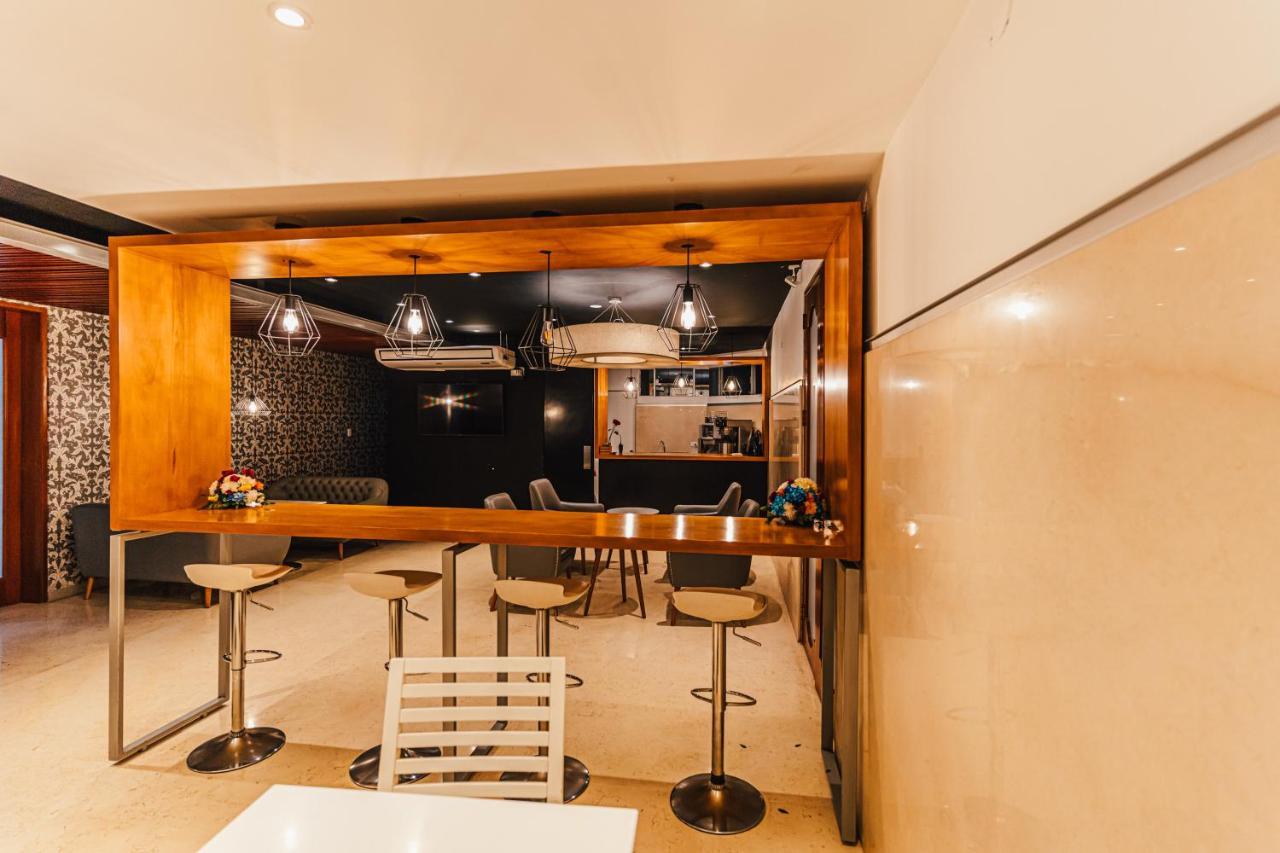 Hotel Hacienda Lima Norte エクステリア 写真