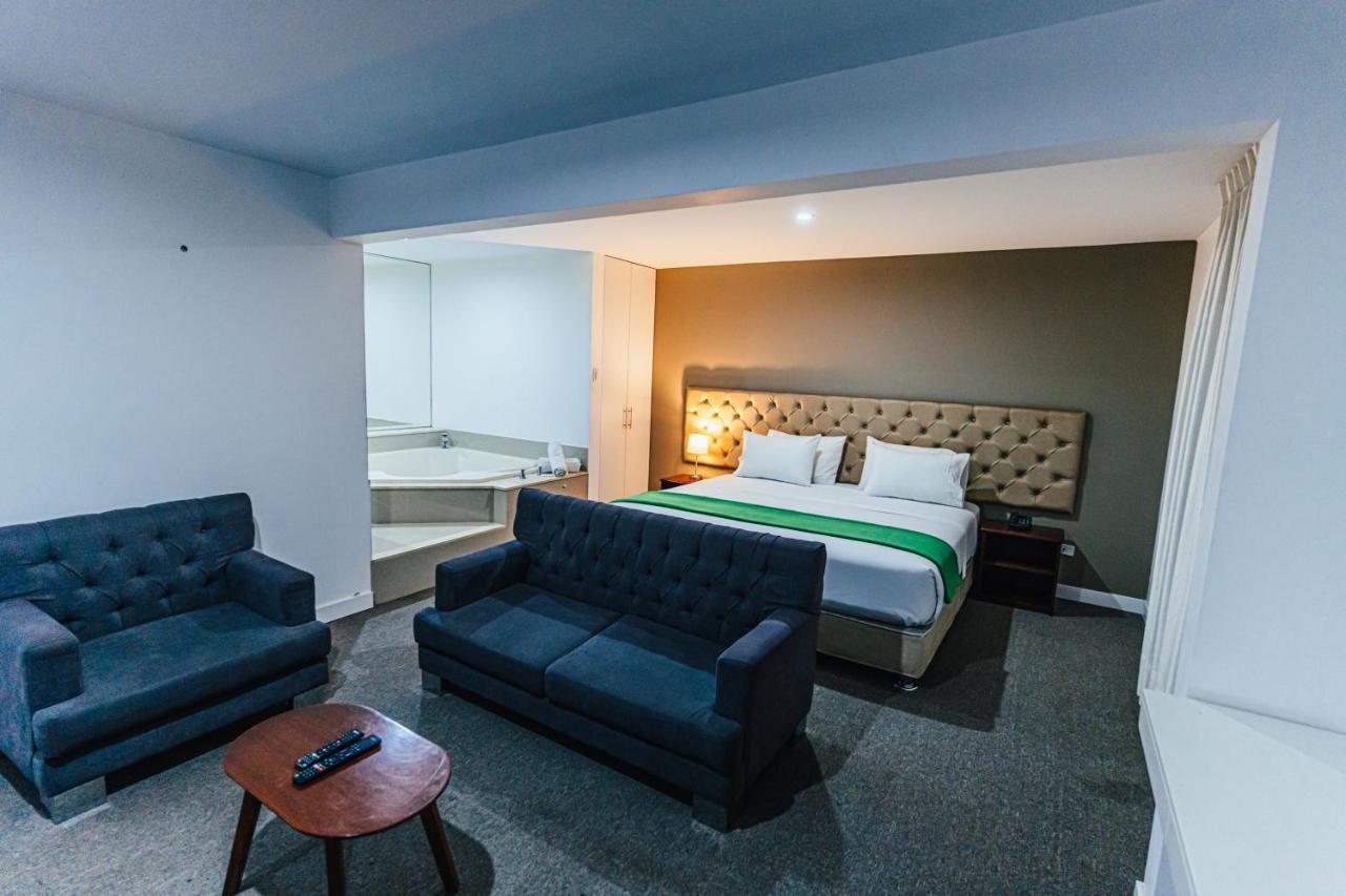 Hotel Hacienda Lima Norte エクステリア 写真