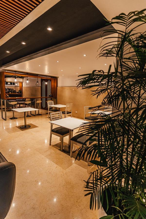 Hotel Hacienda Lima Norte エクステリア 写真