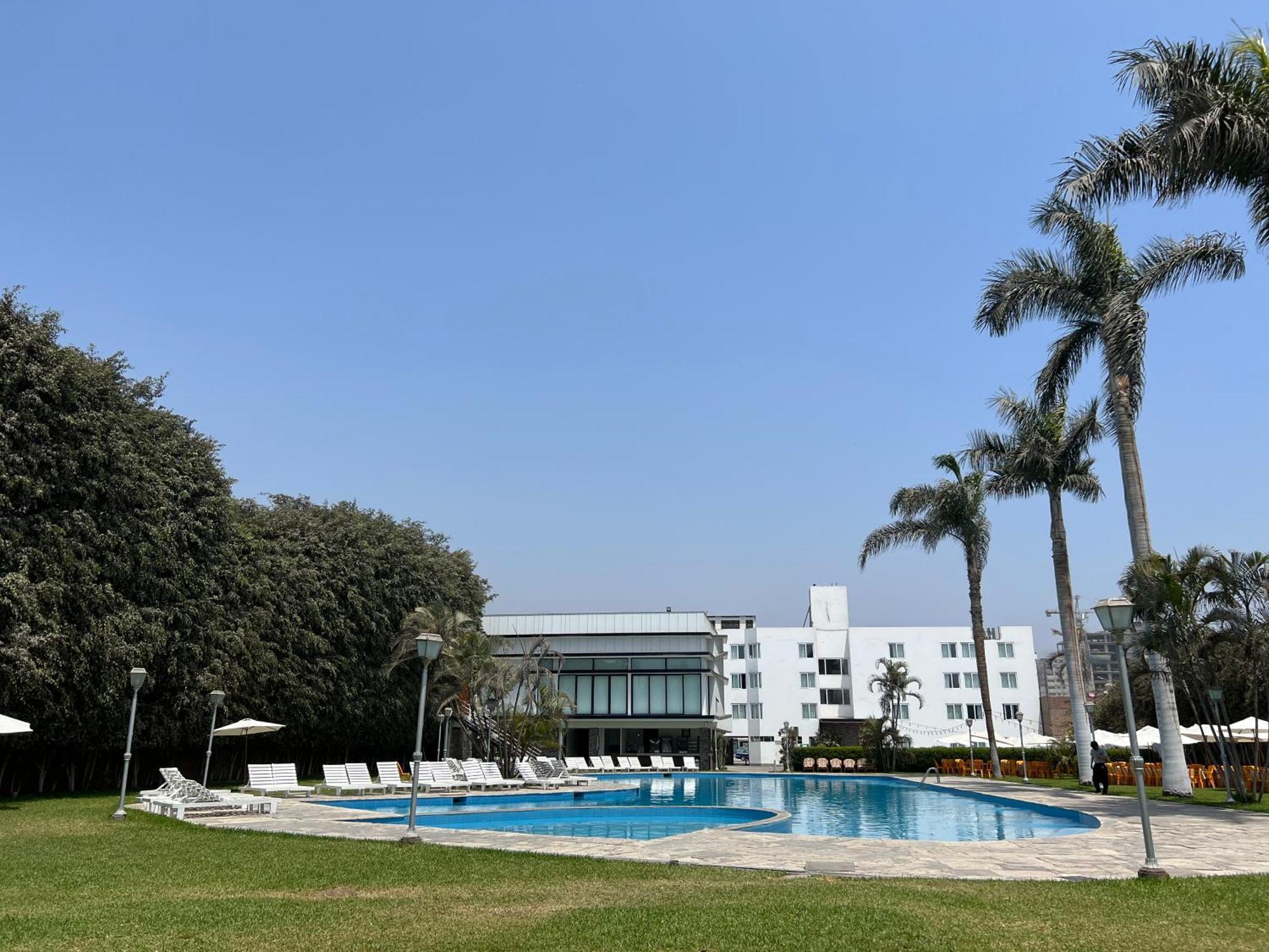 Hotel Hacienda Lima Norte エクステリア 写真
