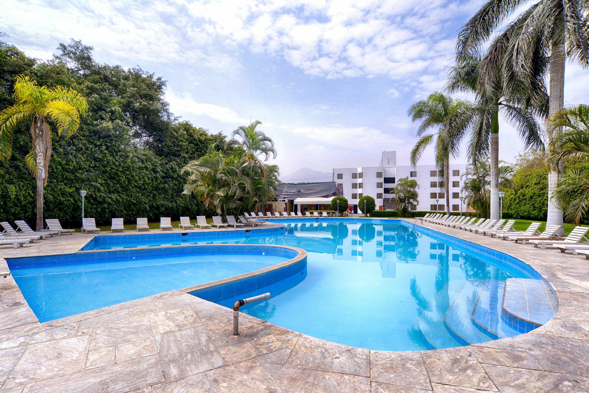 Hotel Hacienda Lima Norte エクステリア 写真
